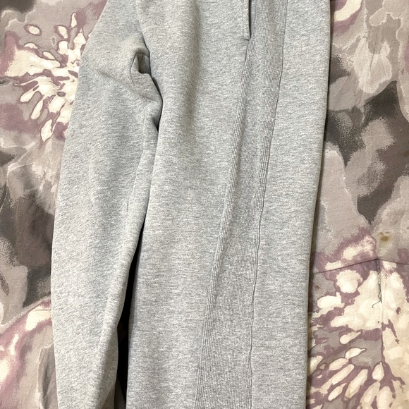 Tna Sweatpants - Picture 2 of 6